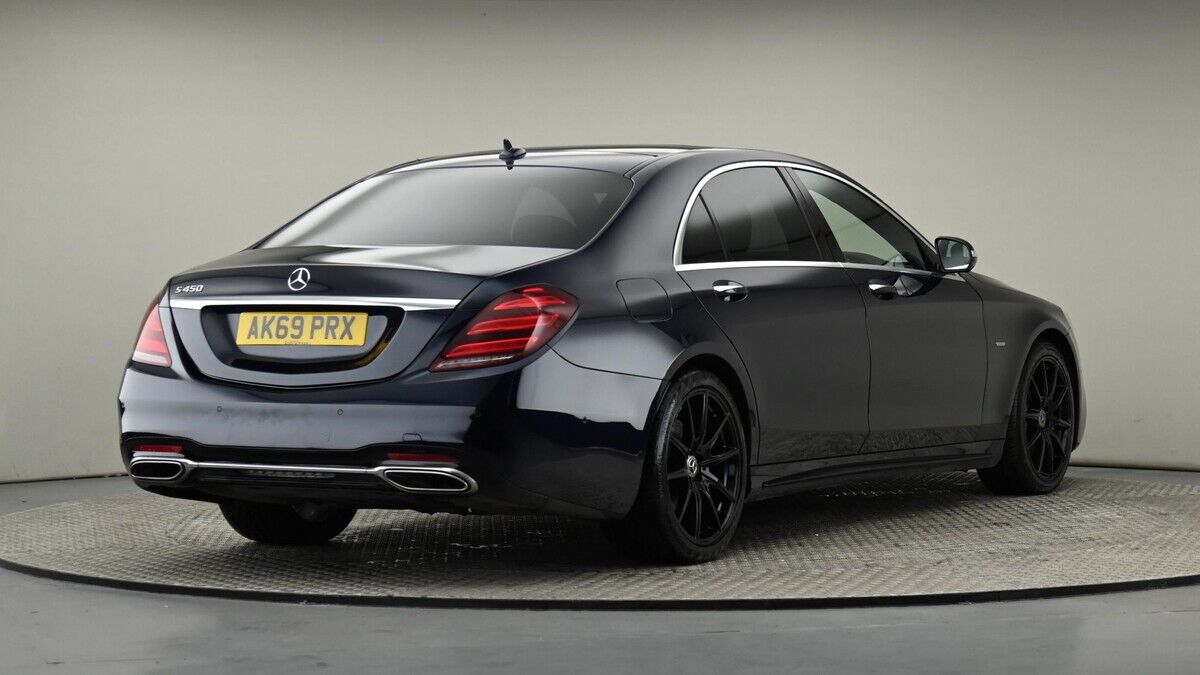 Mercedes-Benz S Class Image 26