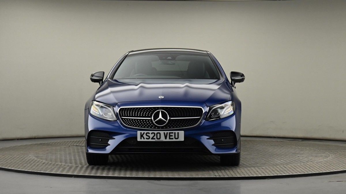 Mercedes-Benz E Class Image 21