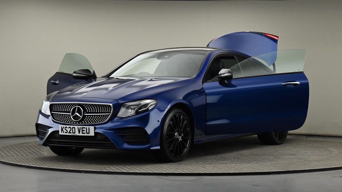 Mercedes-Benz E Class Image 28