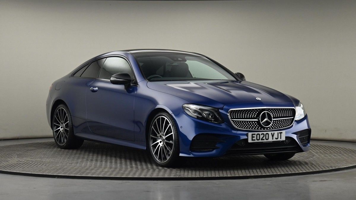 Mercedes-Benz E Class Sticky Header Image