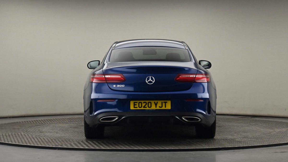 Mercedes-Benz E Class Image 25
