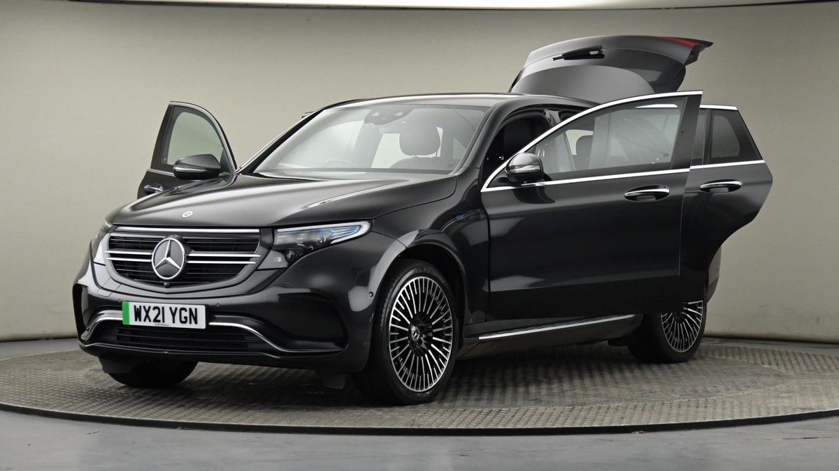 Mercedes-Benz EQC Image 28