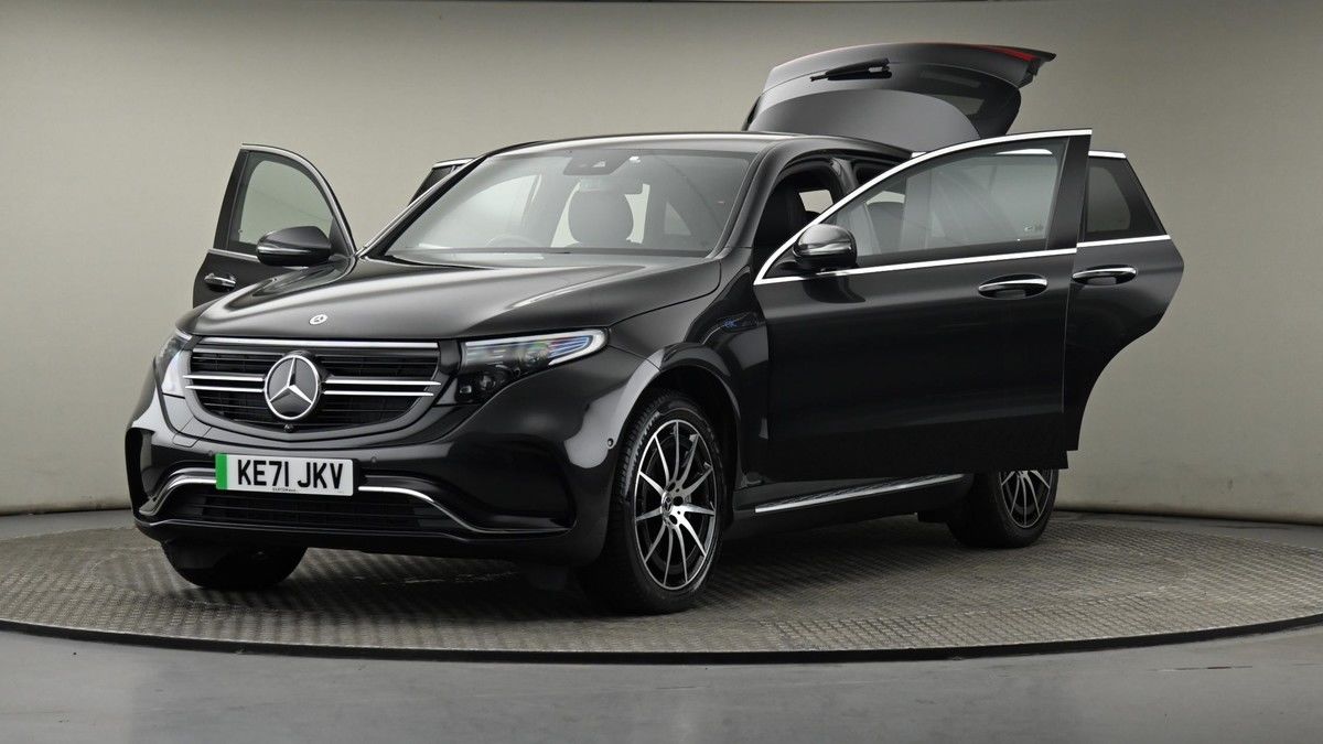 Mercedes-Benz EQC Image 27