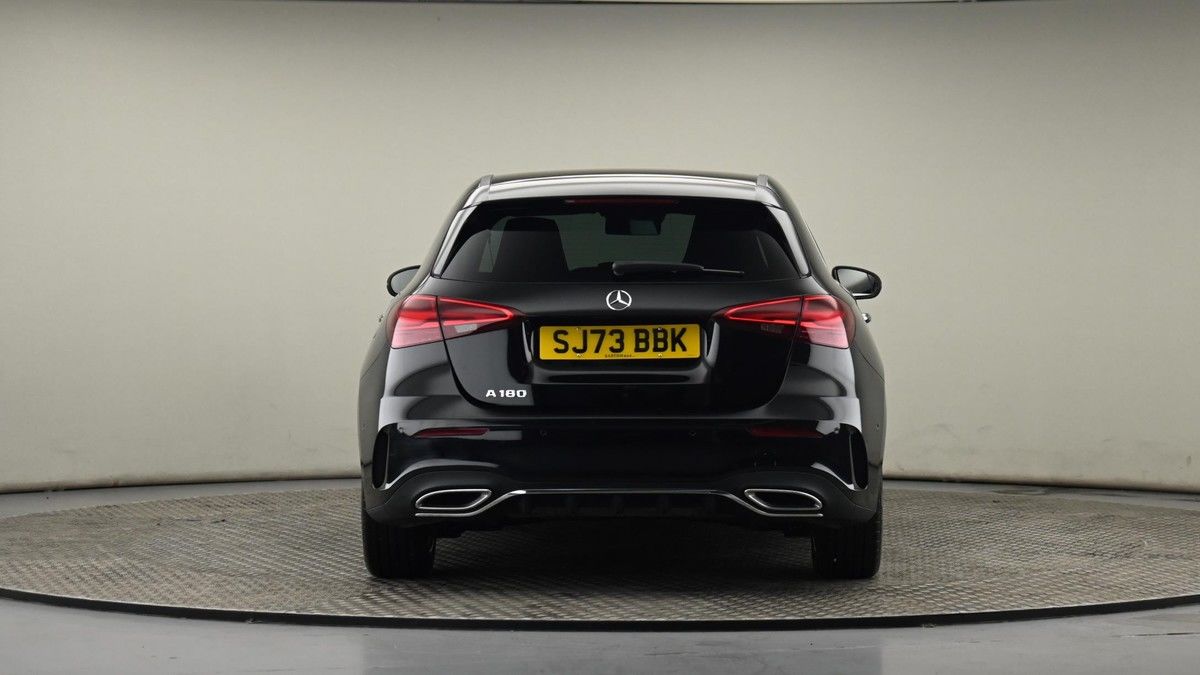 Mercedes-Benz A Class Image 25