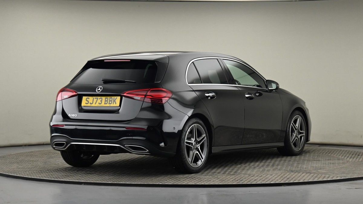 Mercedes-Benz A Class Image 26