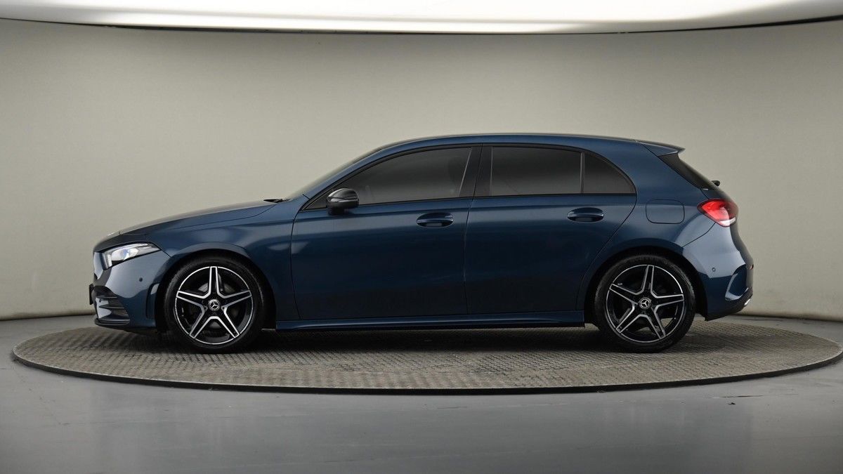 Mercedes-Benz A Class Image 23