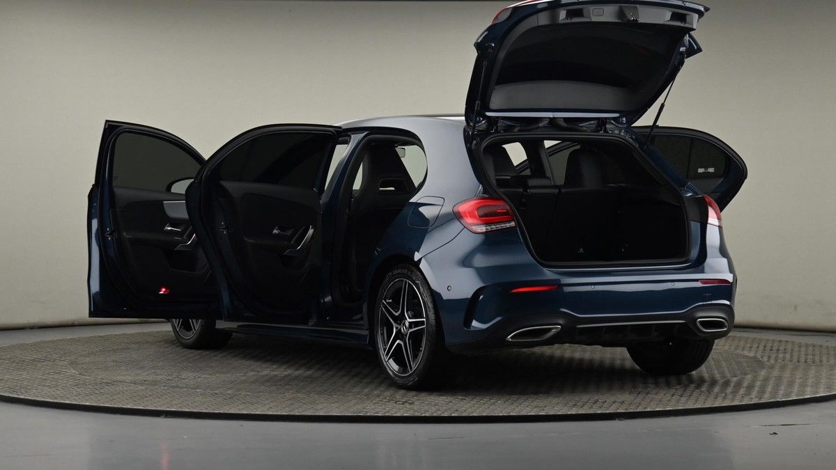 Mercedes-Benz A Class Image 29