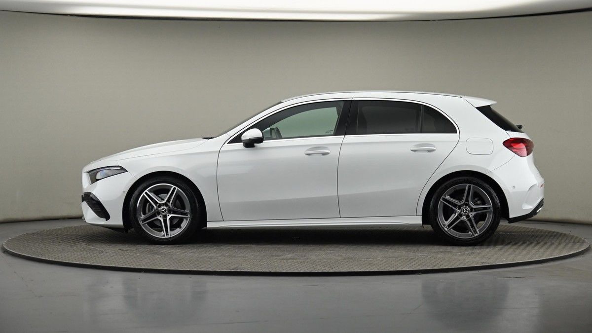 Mercedes-Benz A Class Image 23