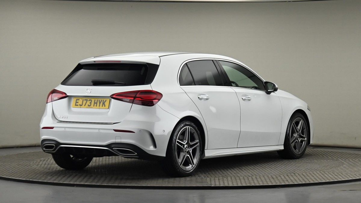 Mercedes-Benz A Class Image 26