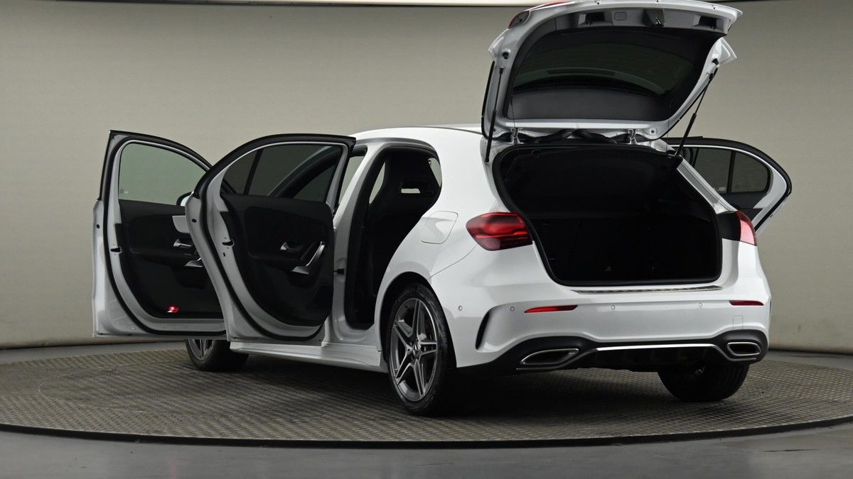 Mercedes-Benz A Class Image 29