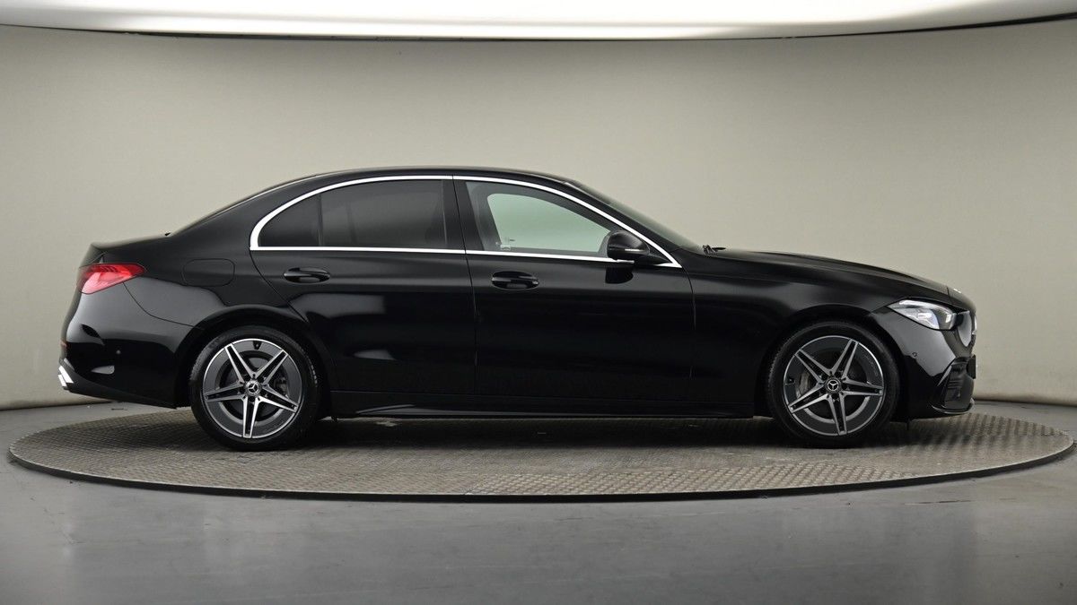 Mercedes-Benz C Class Image 27
