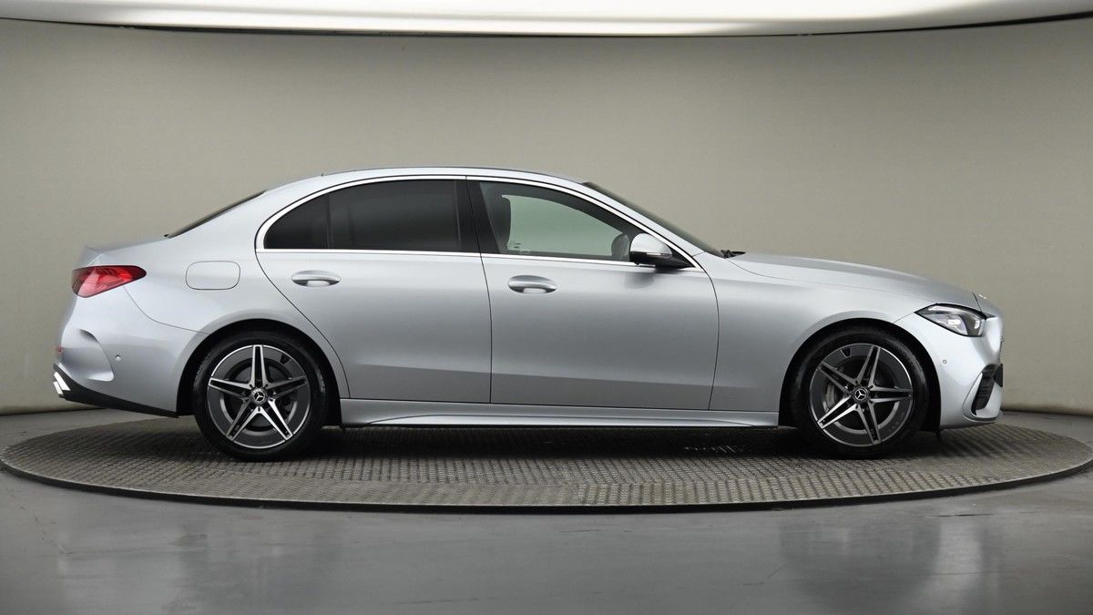 Mercedes-Benz C Class Image 26