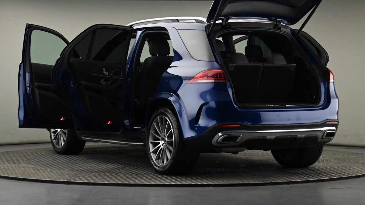 Mercedes-Benz GLE Image 29