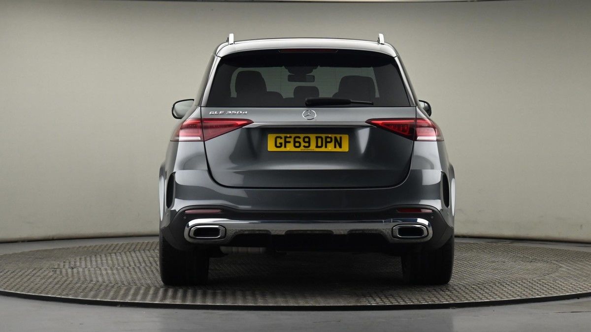 Mercedes-Benz GLE Image 25