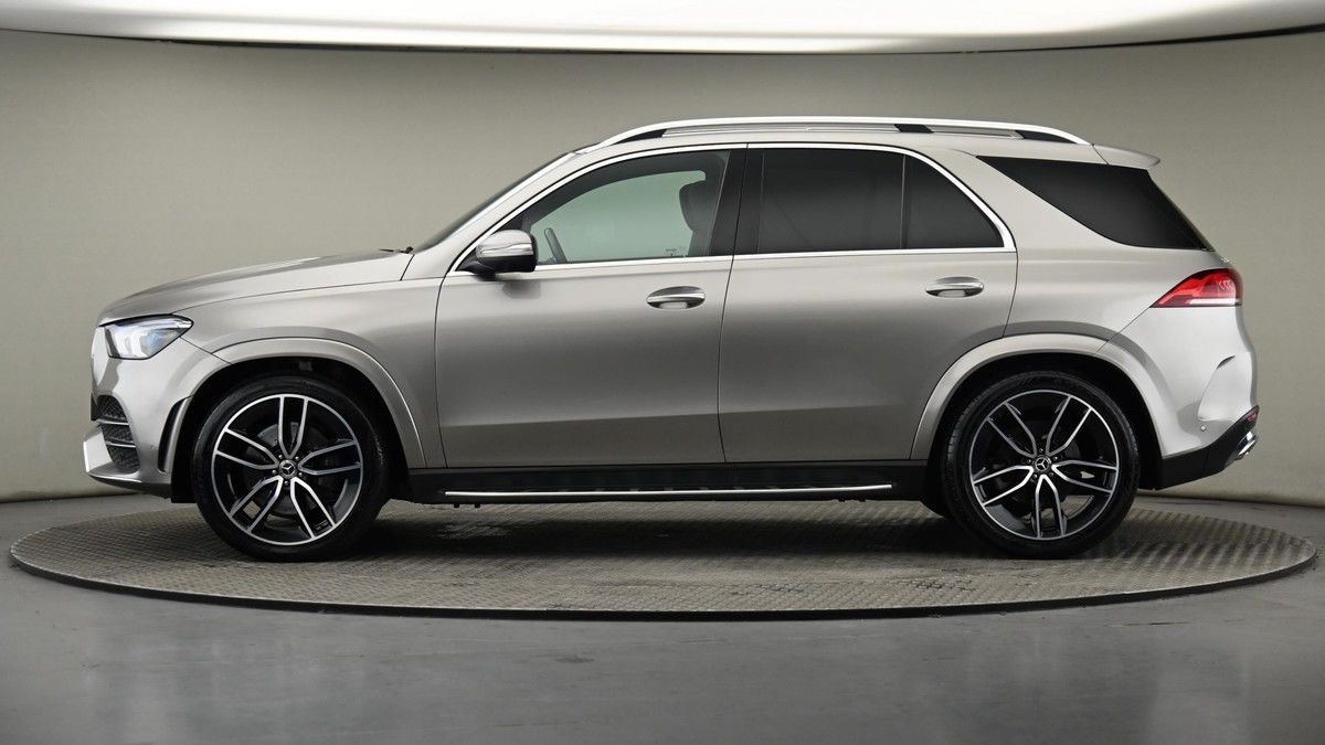 Mercedes-Benz GLE Image 23