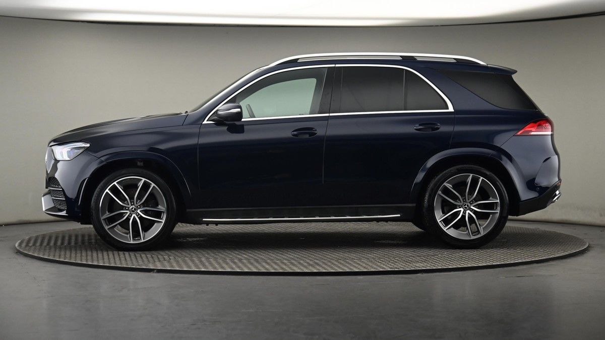Mercedes-Benz GLE Image 23
