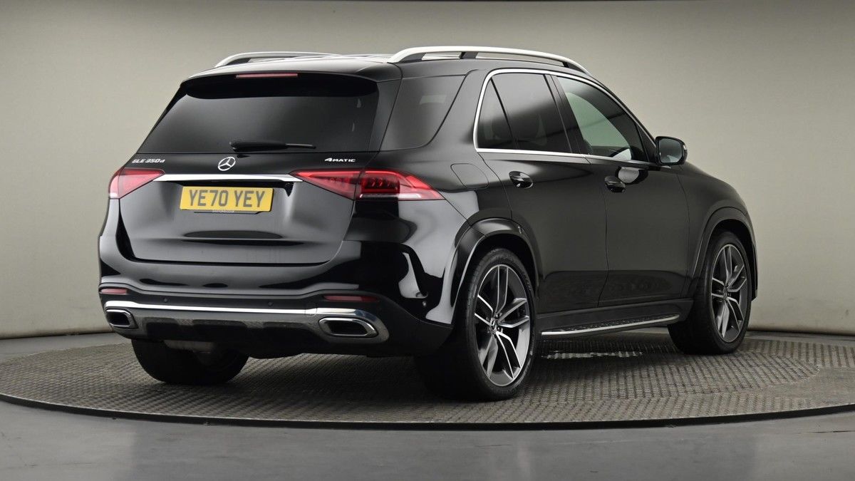 Mercedes-Benz GLE Image 25