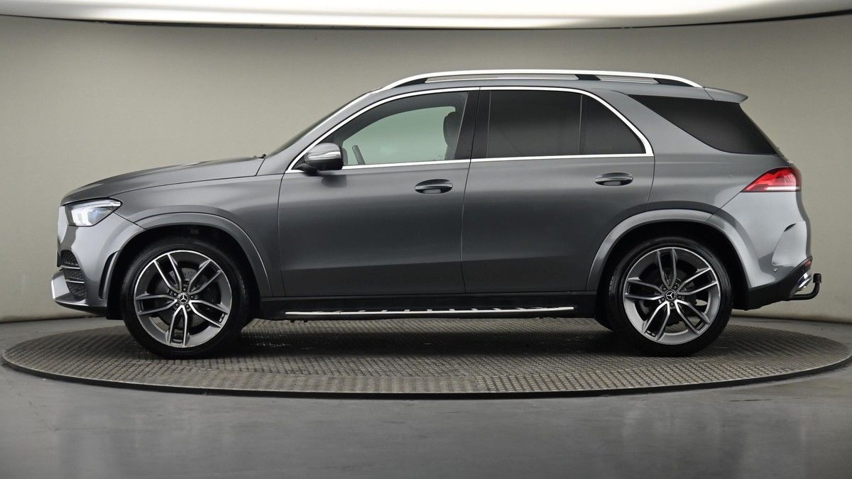 Mercedes-Benz GLE Image 22