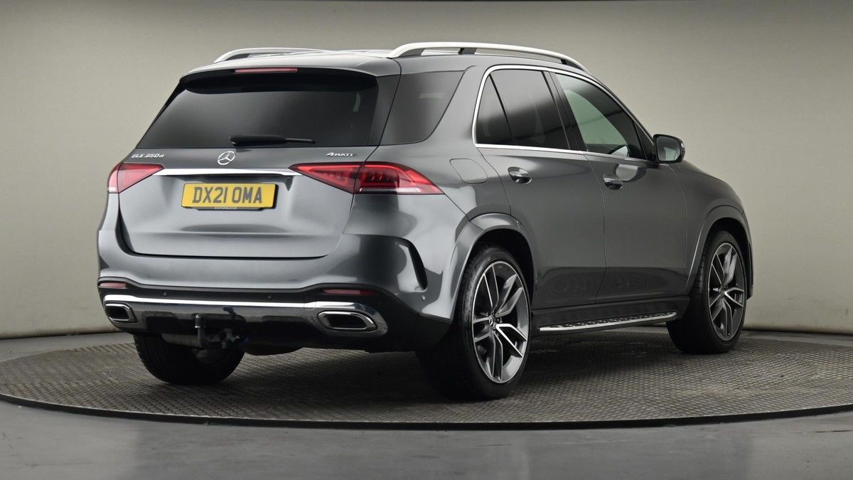 Mercedes-Benz GLE Image 25