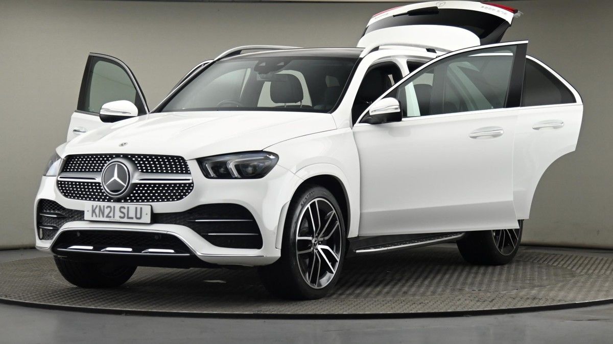 Mercedes-Benz GLE Image 28