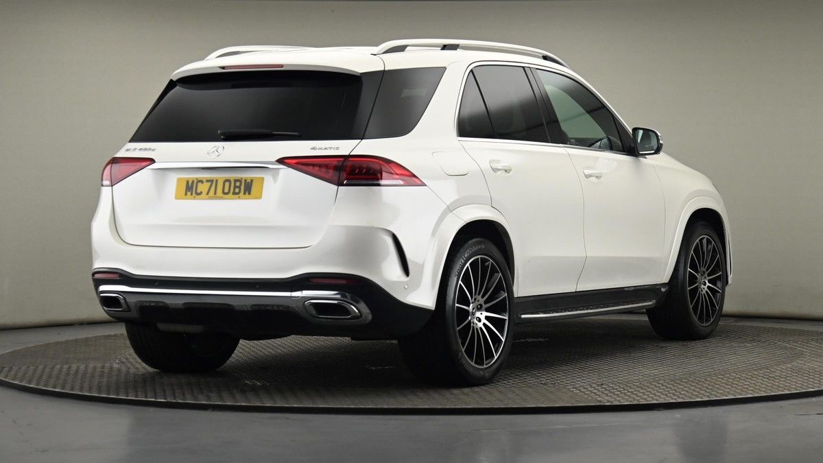 Mercedes-Benz GLE Image 25