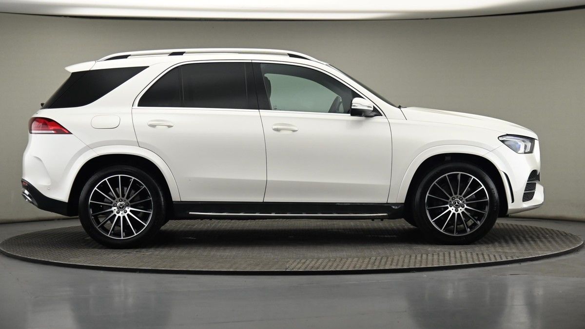 Mercedes-Benz GLE Image 26