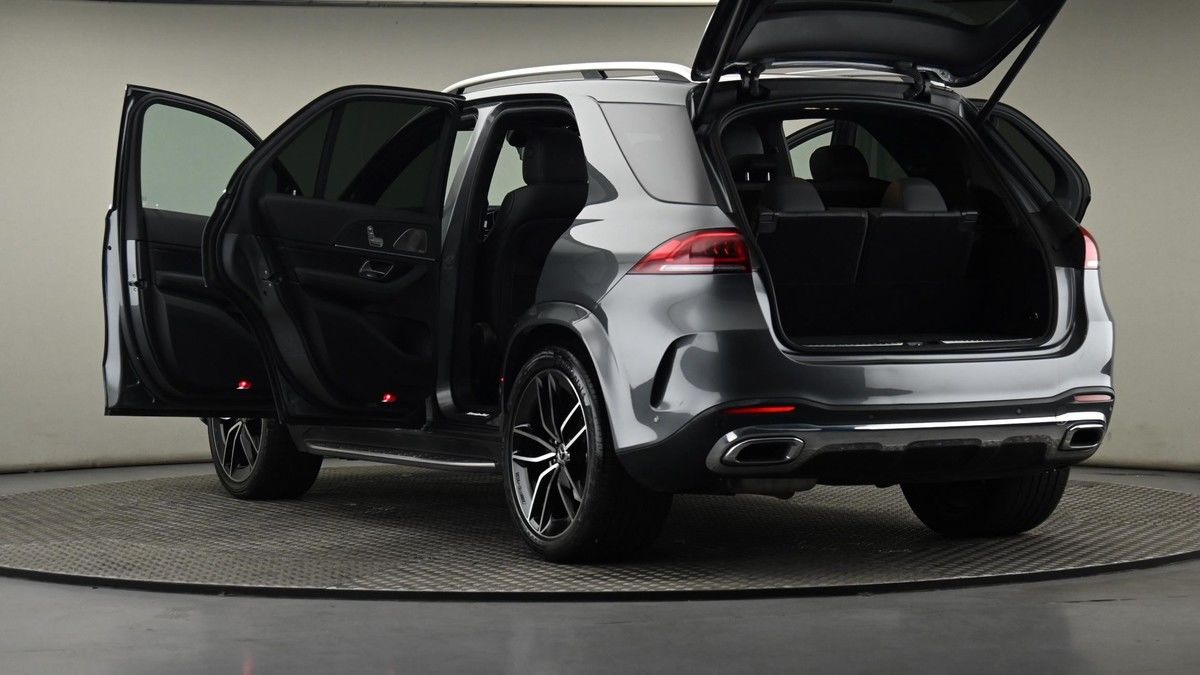 Mercedes-Benz GLE Image 29