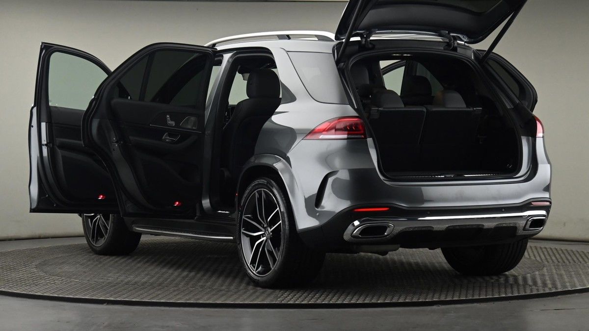 Mercedes-Benz GLE Image 29