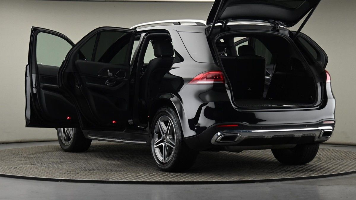 Mercedes-Benz GLE Image 29