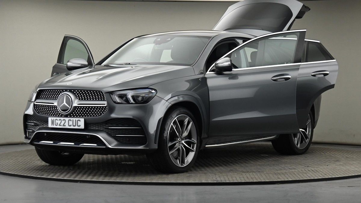 Mercedes-Benz GLE Image 28