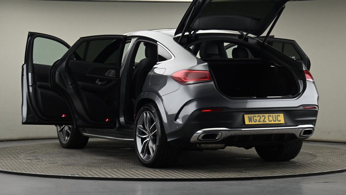 Mercedes-Benz GLE Image 29