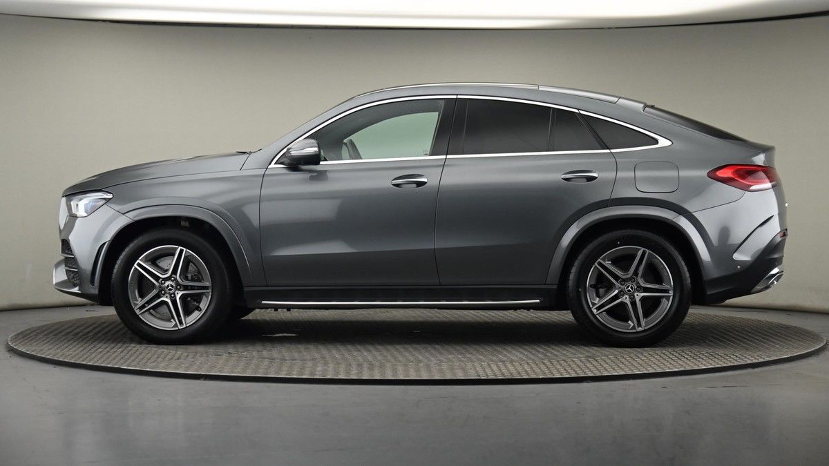 Mercedes-Benz GLE Image 23