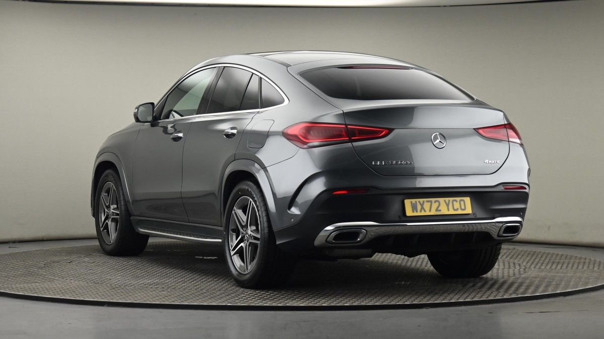 Mercedes-Benz GLE Image 24