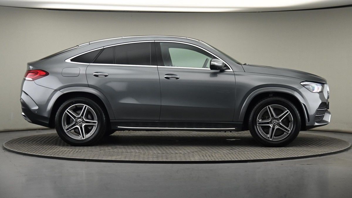 Mercedes-Benz GLE Image 27