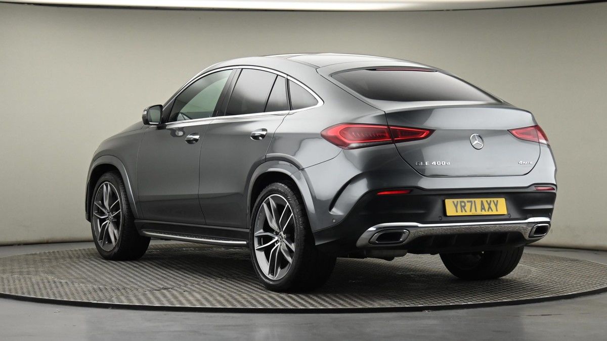 Mercedes-Benz GLE Image 24