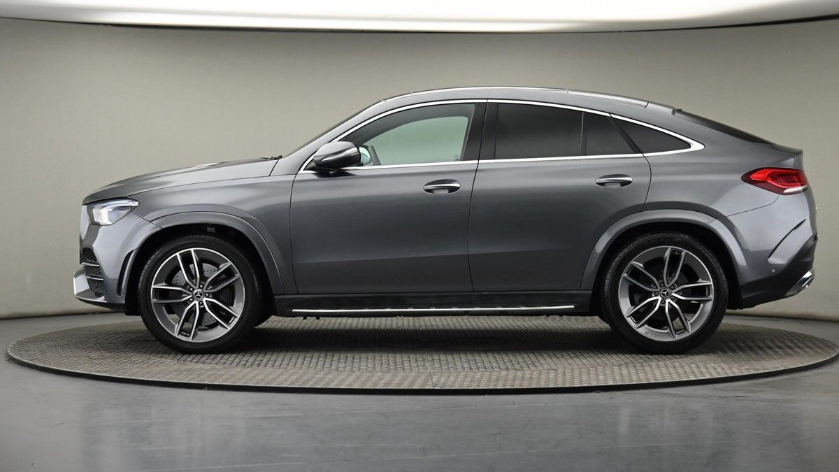 Mercedes-Benz GLE Image 23