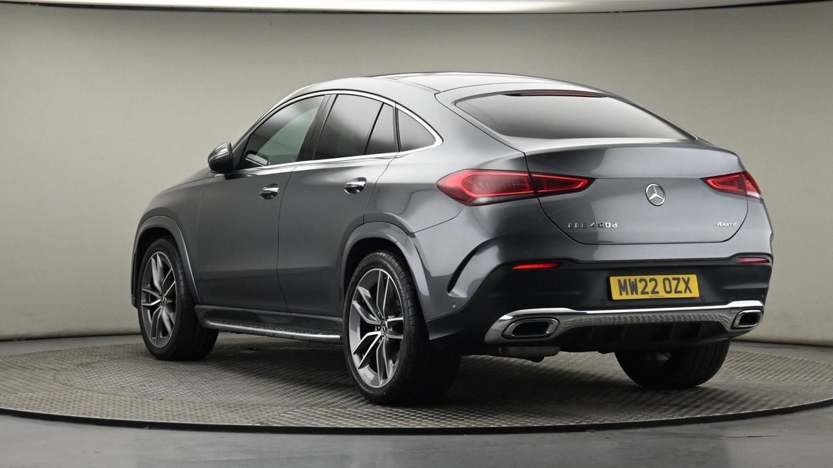 Mercedes-Benz GLE Image 24