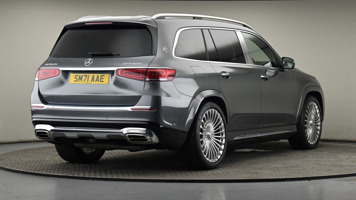 Mercedes-Benz Maybach GLS Image 27