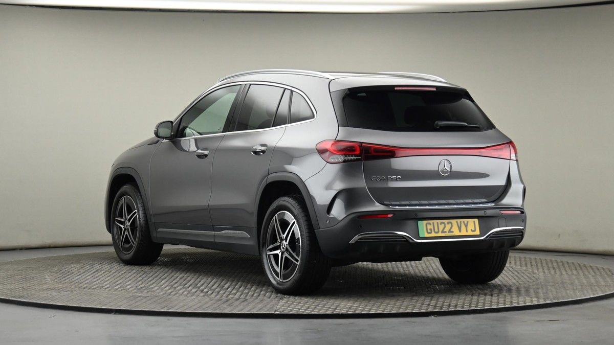 Mercedes-Benz EQA Image 24