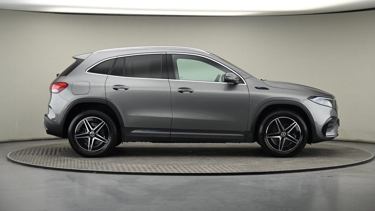 Mercedes-Benz EQA Image 27