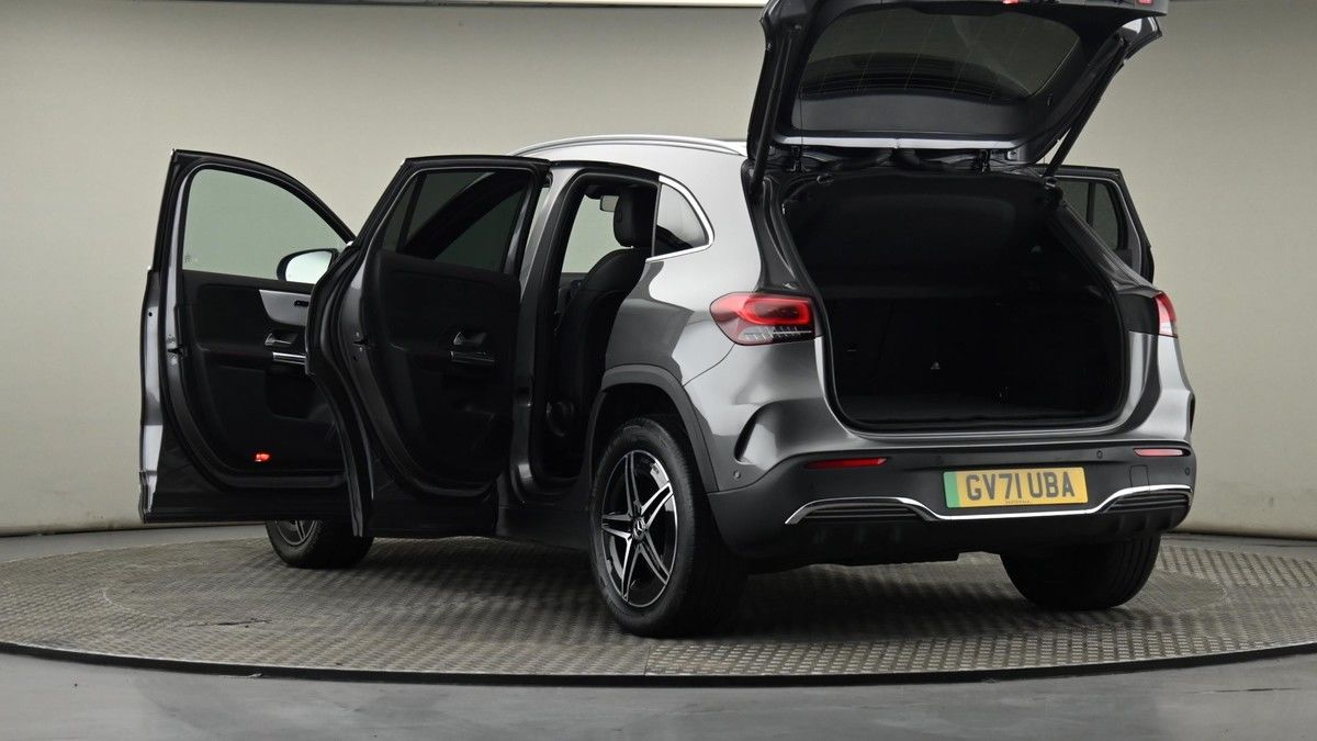 Mercedes-Benz EQA Image 29