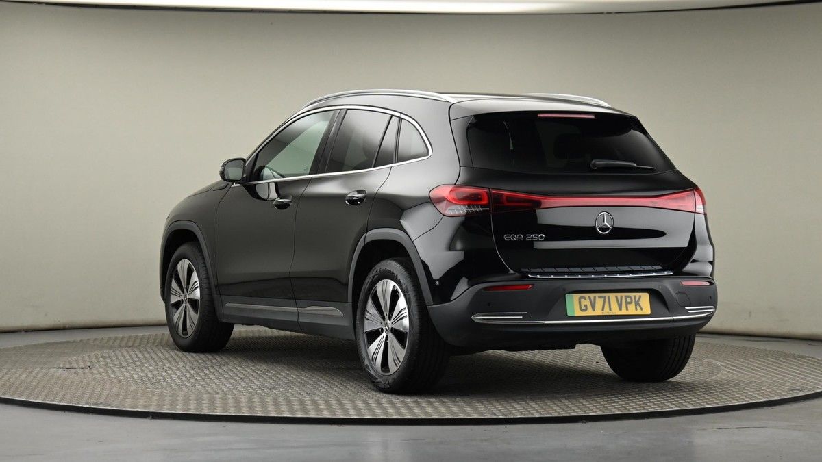 Mercedes-Benz EQA Image 24