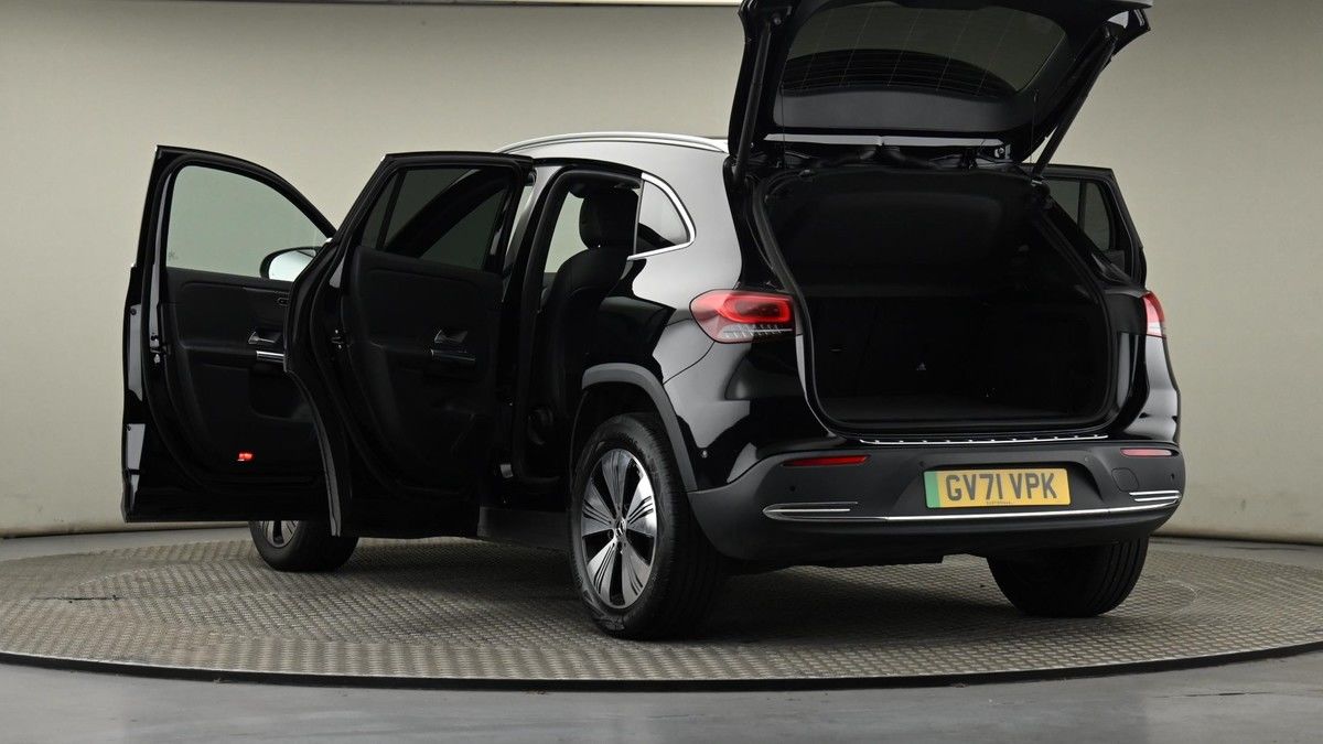 Mercedes-Benz EQA Image 29