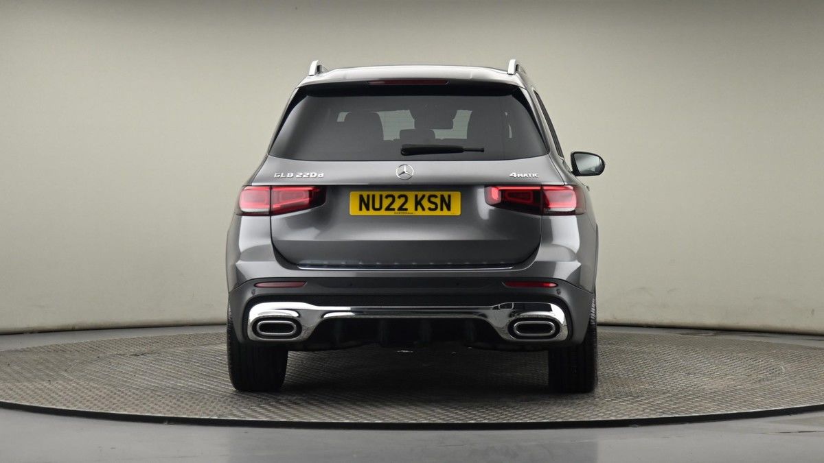 Mercedes-Benz GLB Image 25