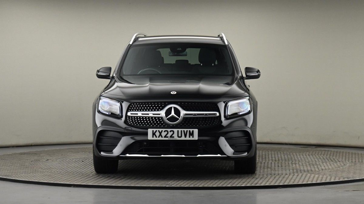 Mercedes-Benz GLB Image 21