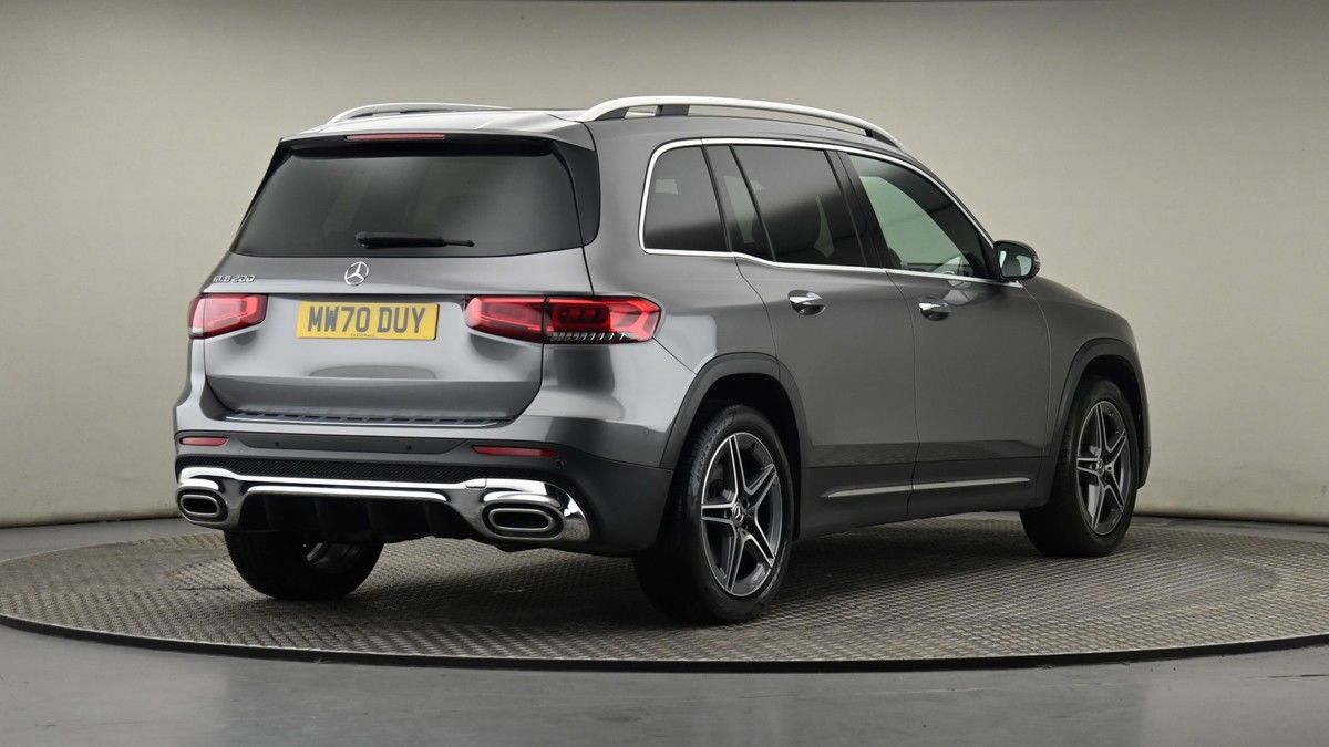 Mercedes-Benz GLB Image 26