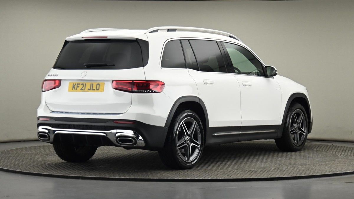Mercedes-Benz GLB Image 26