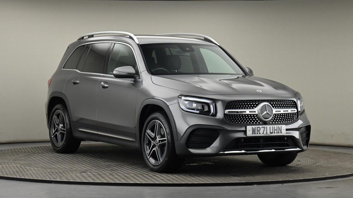 Mercedes-Benz GLB Sticky Header Image