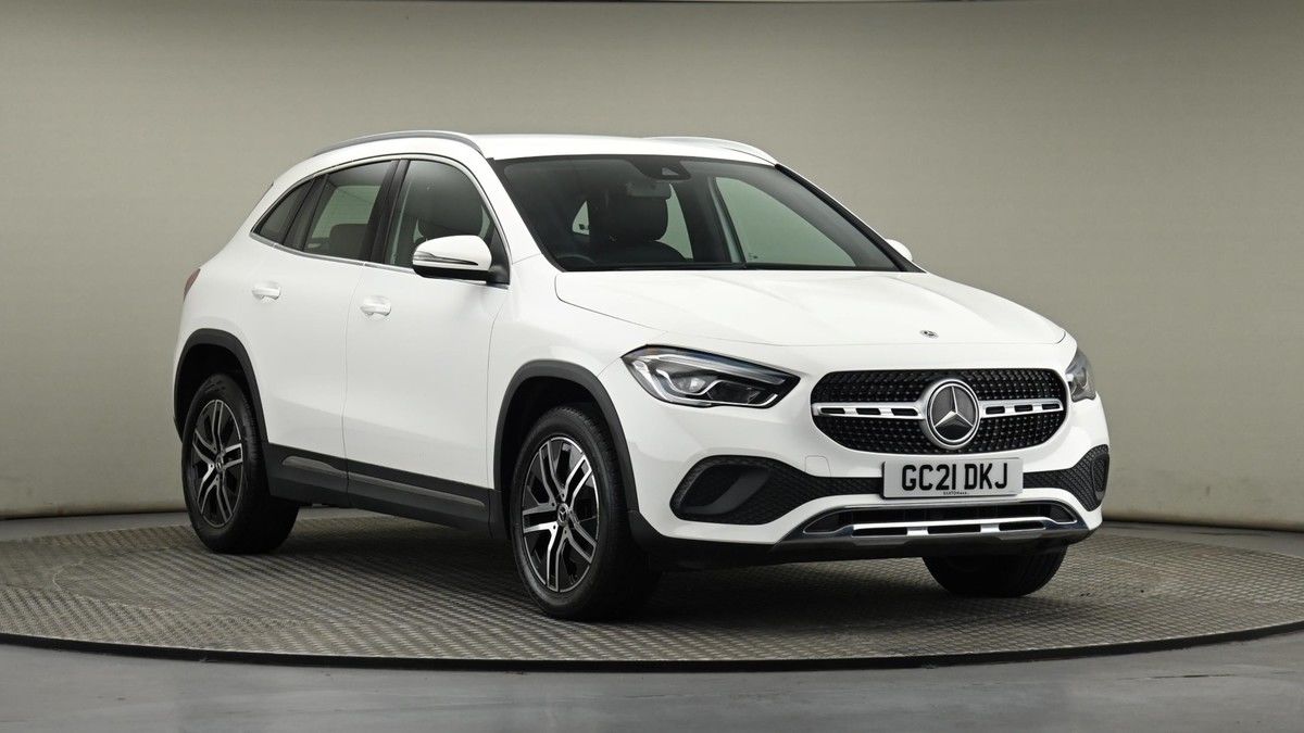 Mercedes-Benz GLA Sticky Header Image