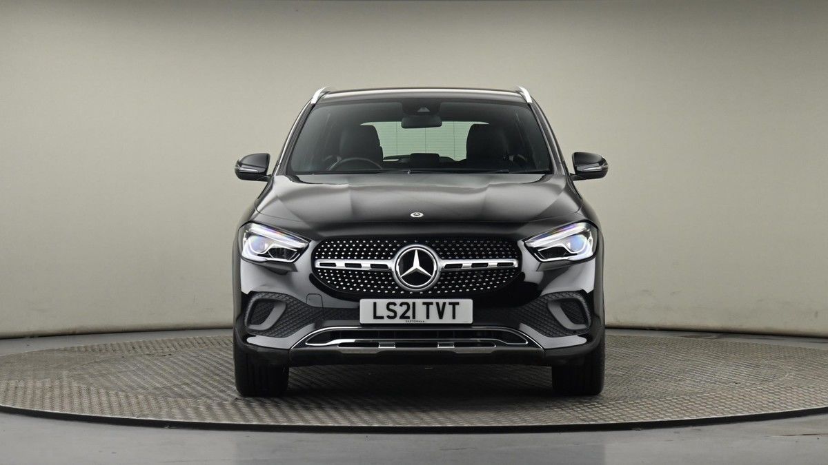 Mercedes-Benz GLA Image 20